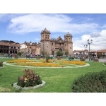 Cusco Plaza, elevation 11,000'. Photo by Joe and Marcia Pugh. All rights reserved.