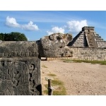 Chichén Itzá. Photo by Rick Taylor. Copyright Borderland Tours. All rights reserved.