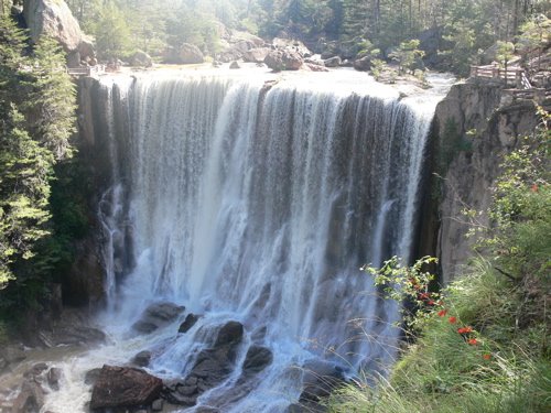Cascada cusarare. Photo by Rick Taylor. Copyright Borderland Tours. All rights reserved.