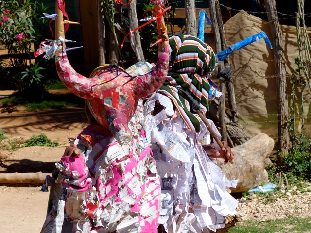 Costumes made of receipts puerto escondido kids