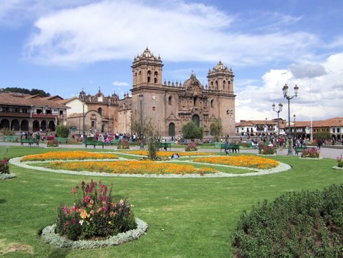 Cusco plaza elevation 11000. Photo by Joe and Marcia Pugh. All rights reserved.