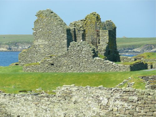 Jarlshof broch mainland shetland islands. Photo by Rick Taylor. Copyright Borderland Tours. All rights reserved. 